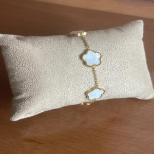 pulseira trevo branco